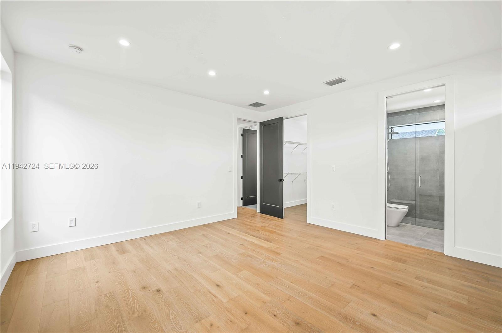 326 NW 40th St Miami, FL 33127