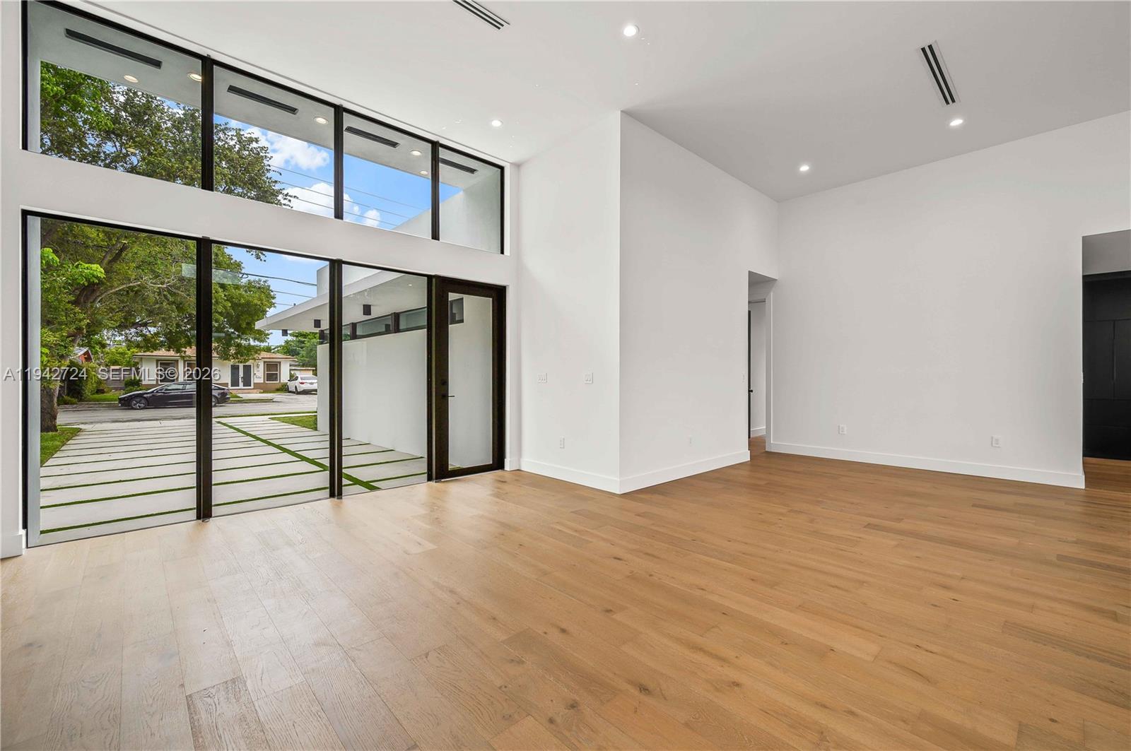 326 NW 40th St Miami, FL 33127