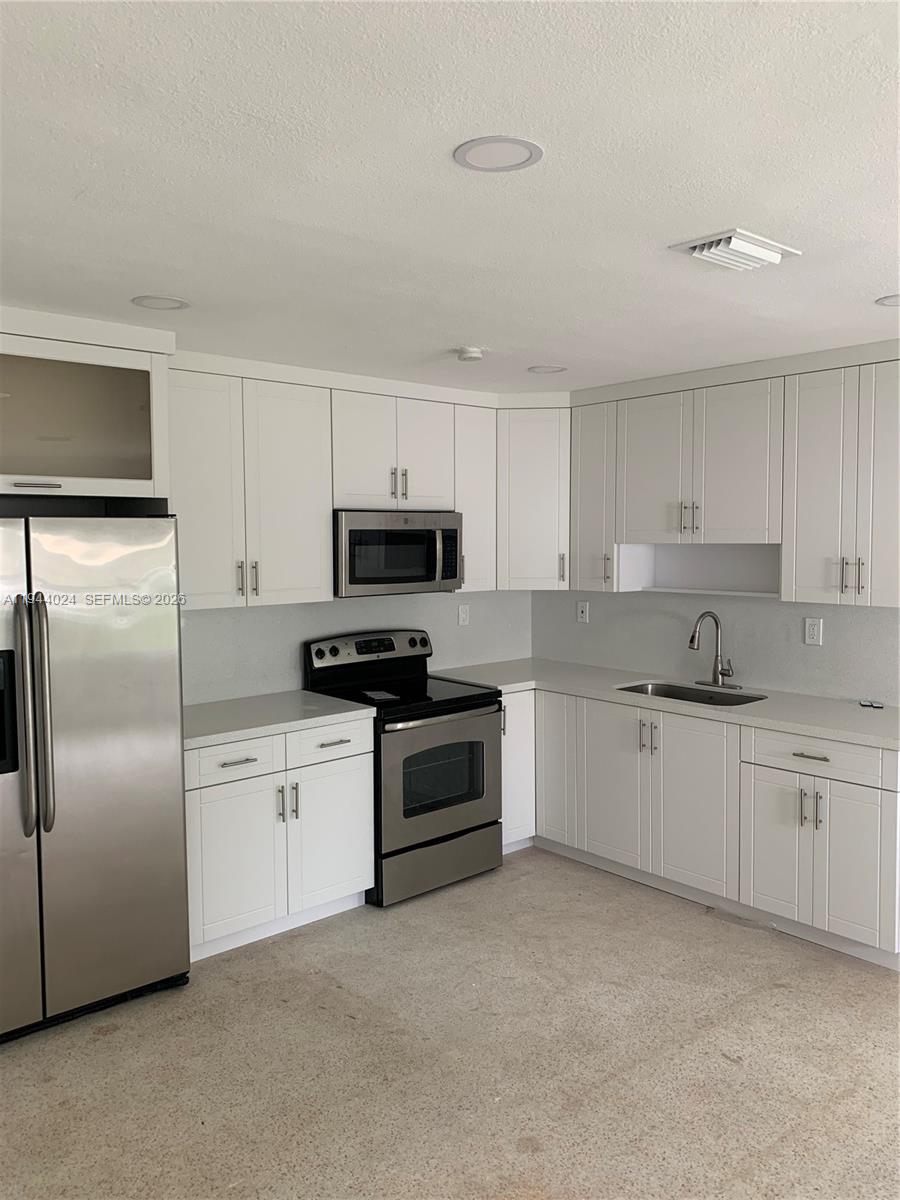 6740 Park St #1 Hollywood, FL 33024