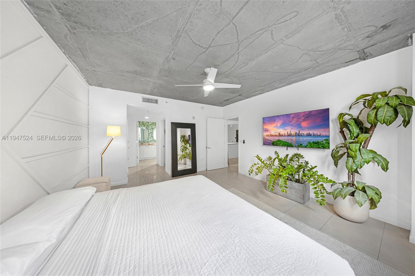 3250 NE 1st Ave #506 Miami, FL 33137