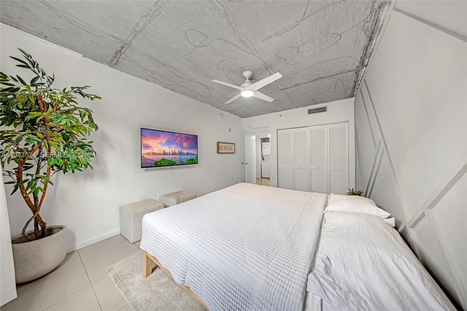 3250 NE 1st Ave #506 Miami, FL 33137