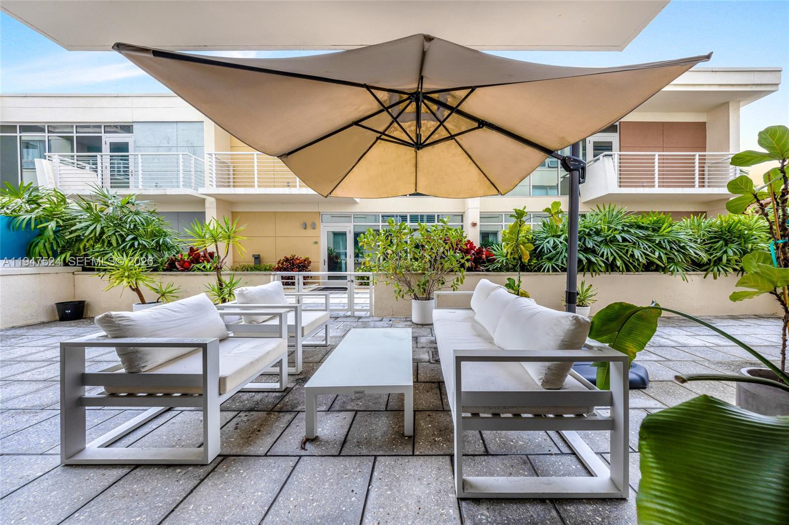 3250 NE 1st Ave #506 Miami, FL 33137