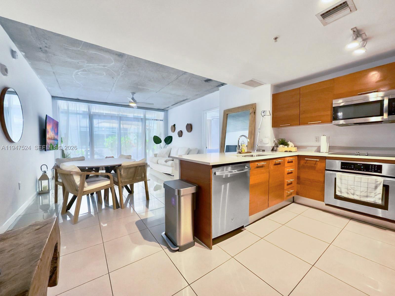 3250 NE 1st Ave #506 Miami, FL 33137