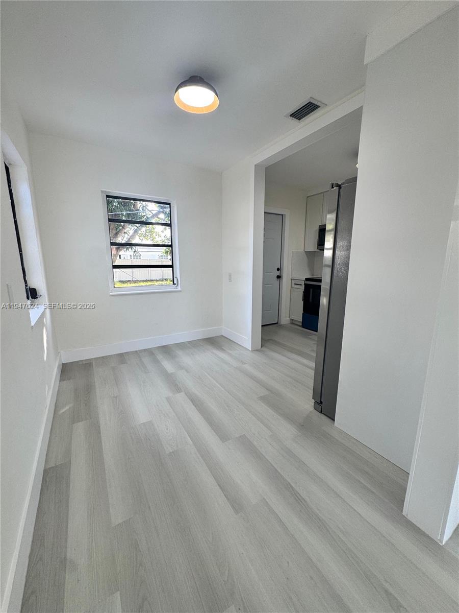 10521 NW 35th Ct Miami, FL 33147