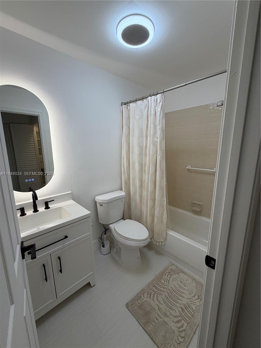 9517 NW 2nd Pl #3-I Coral Springs, FL 33071