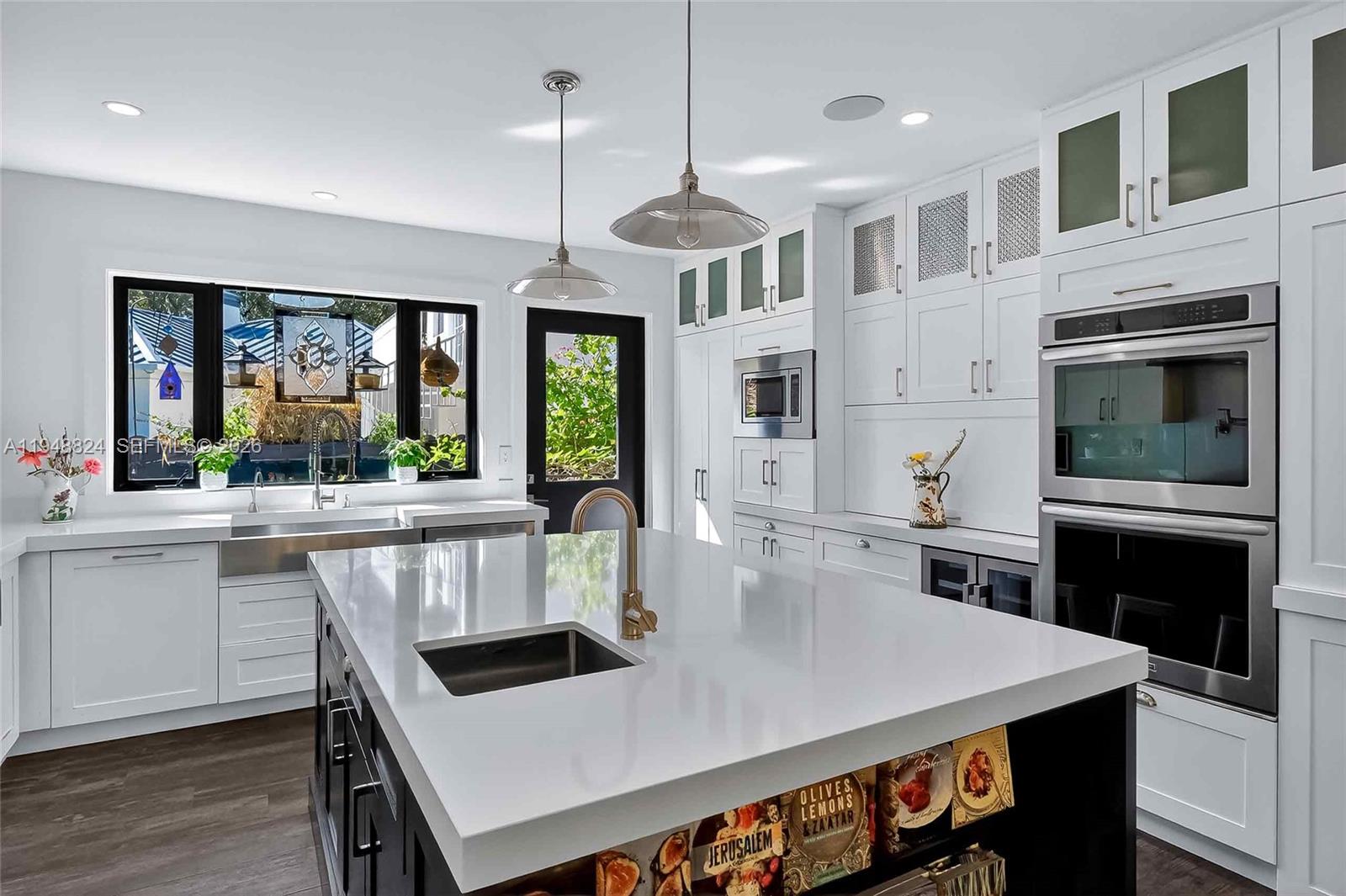 1680 Onaway Dr Coconut Grove, FL 33133