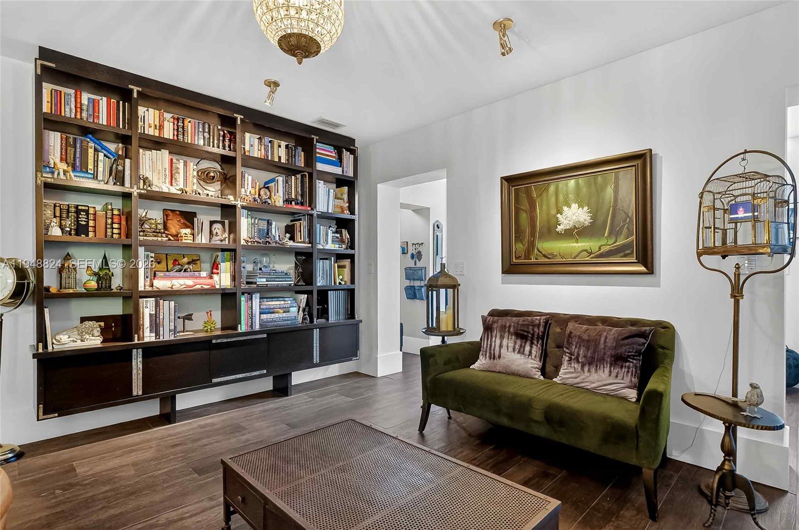 1680 Onaway Dr Coconut Grove, FL 33133