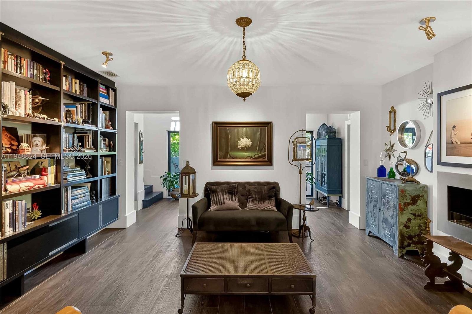 1680 Onaway Dr Coconut Grove, FL 33133