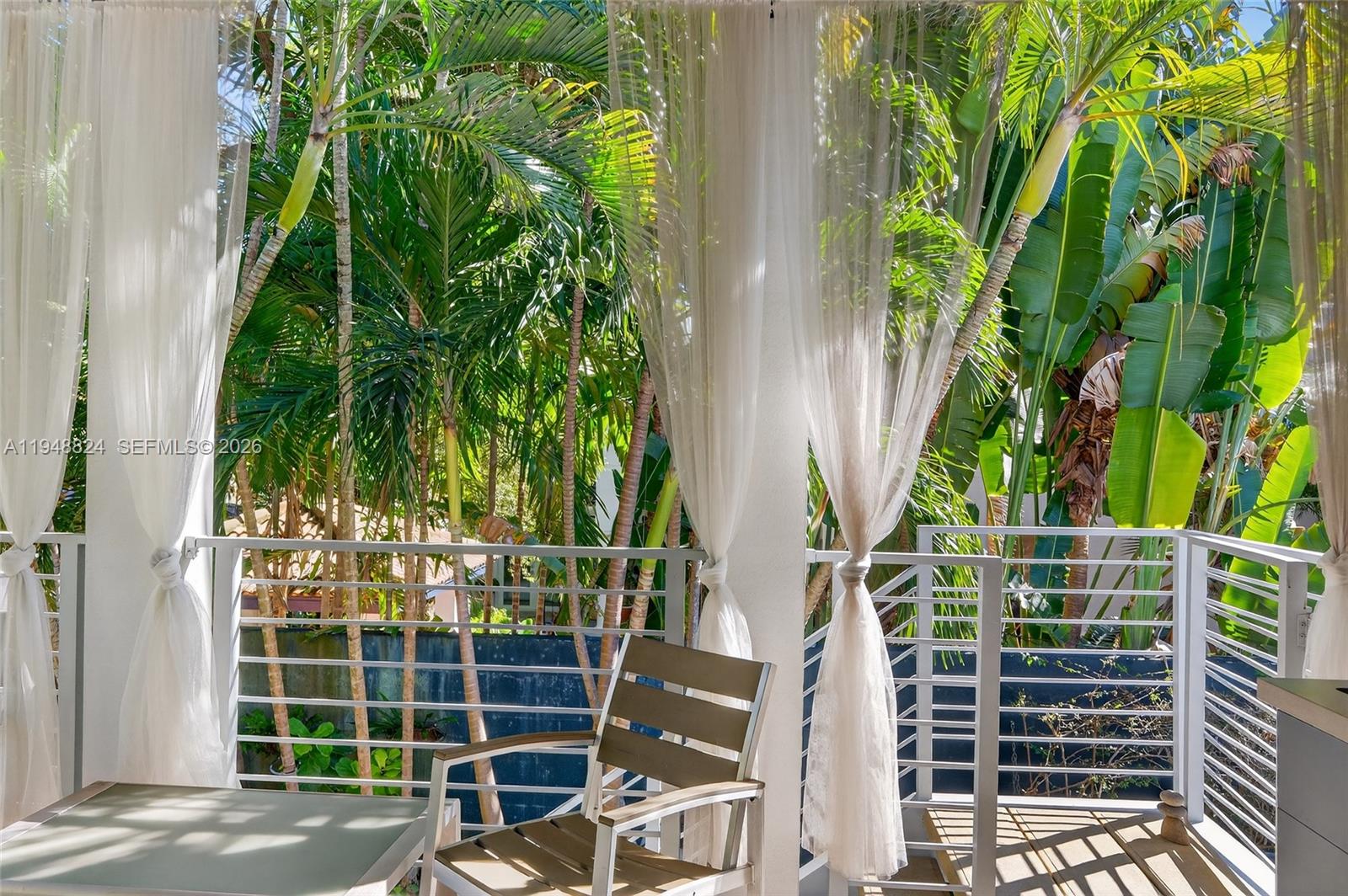 1680 Onaway Dr Coconut Grove, FL 33133