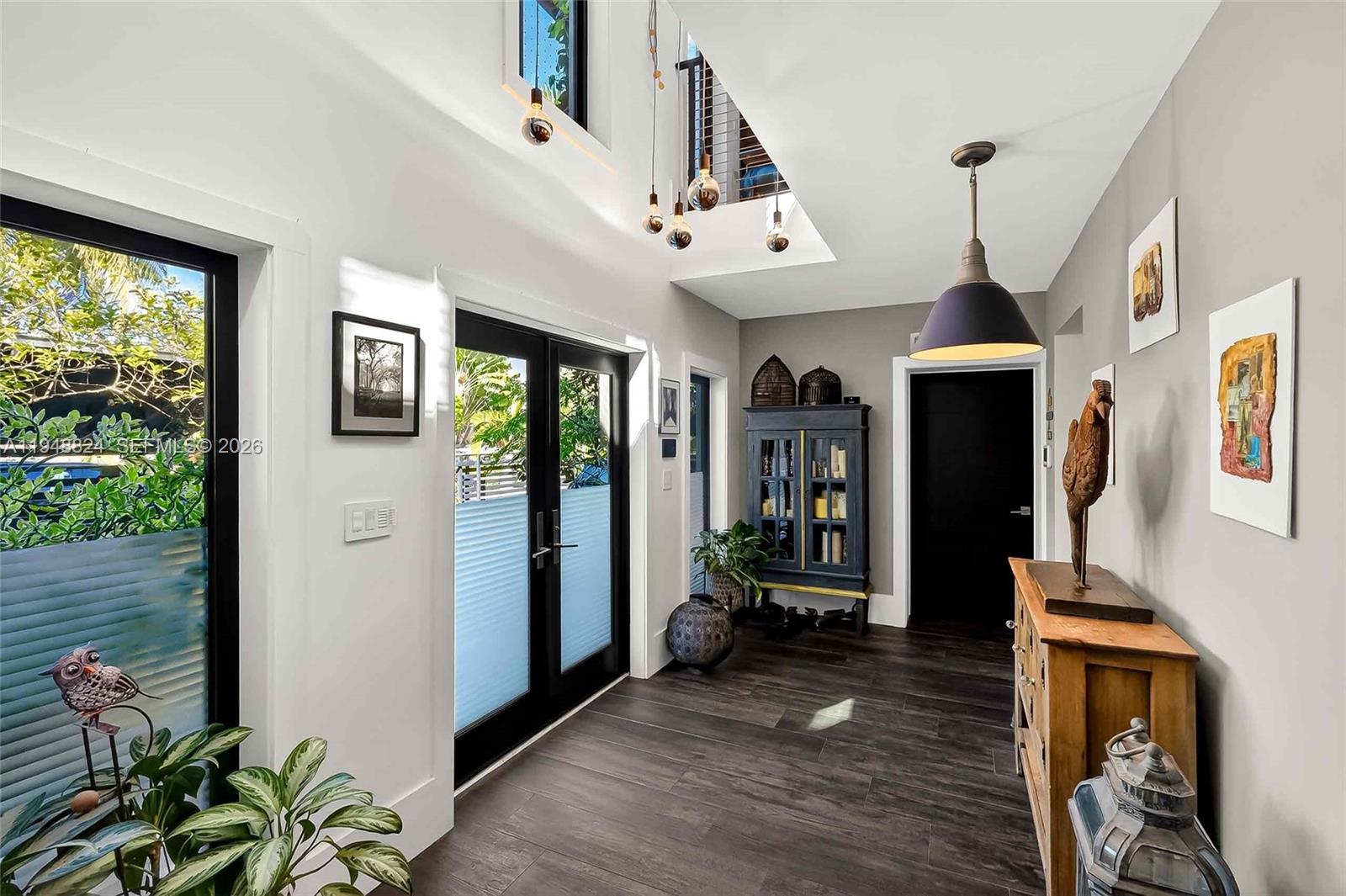 1680 Onaway Dr Coconut Grove, FL 33133