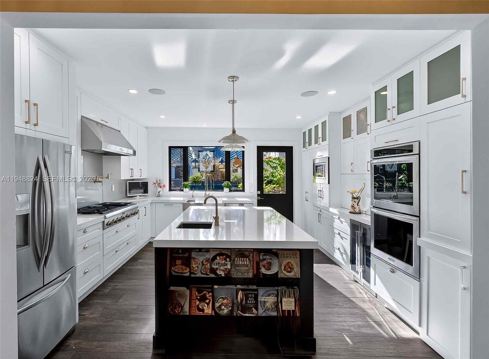 1680 Onaway Dr Coconut Grove, FL 33133