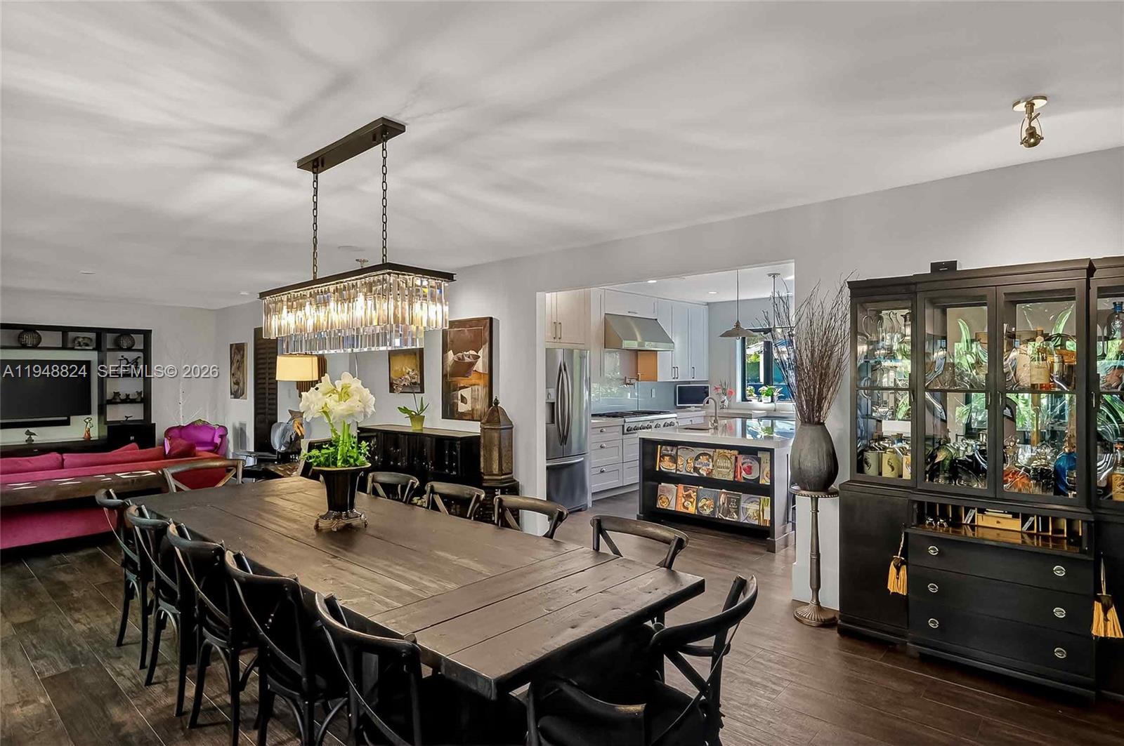 1680 Onaway Dr Coconut Grove, FL 33133