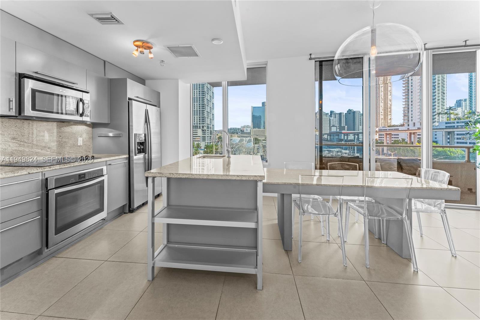 image Latitude on the River3