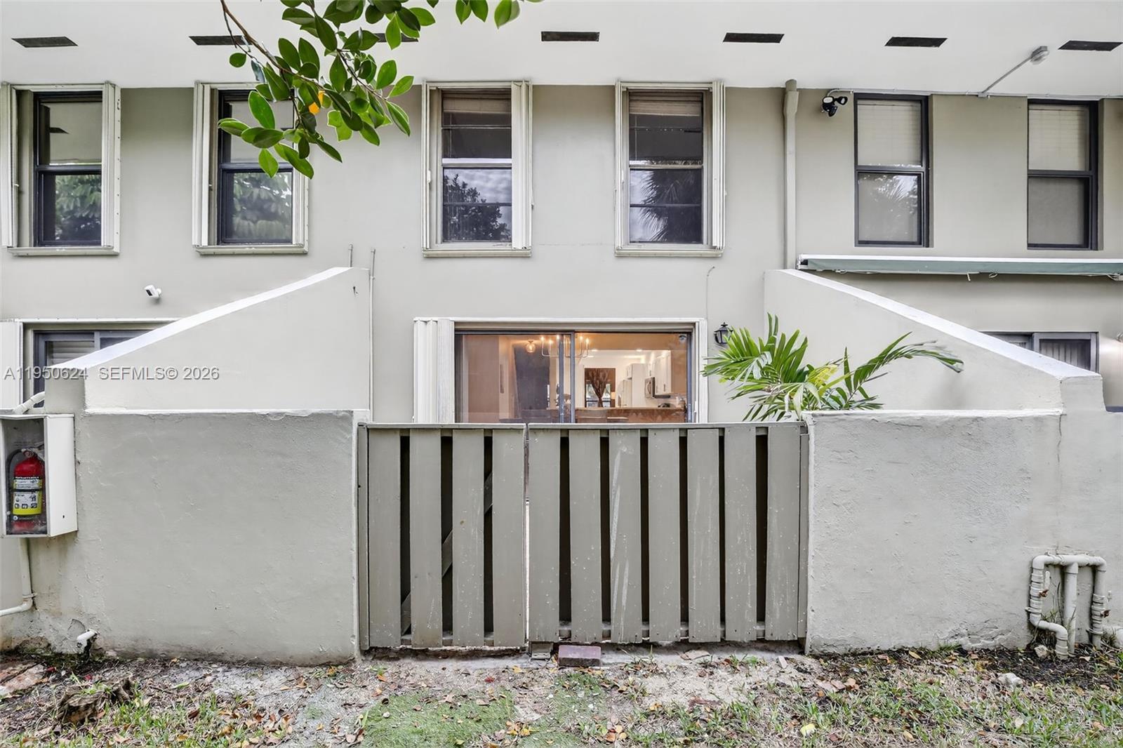 2939 NE 60th St #2939 Fort Lauderdale, FL 33308