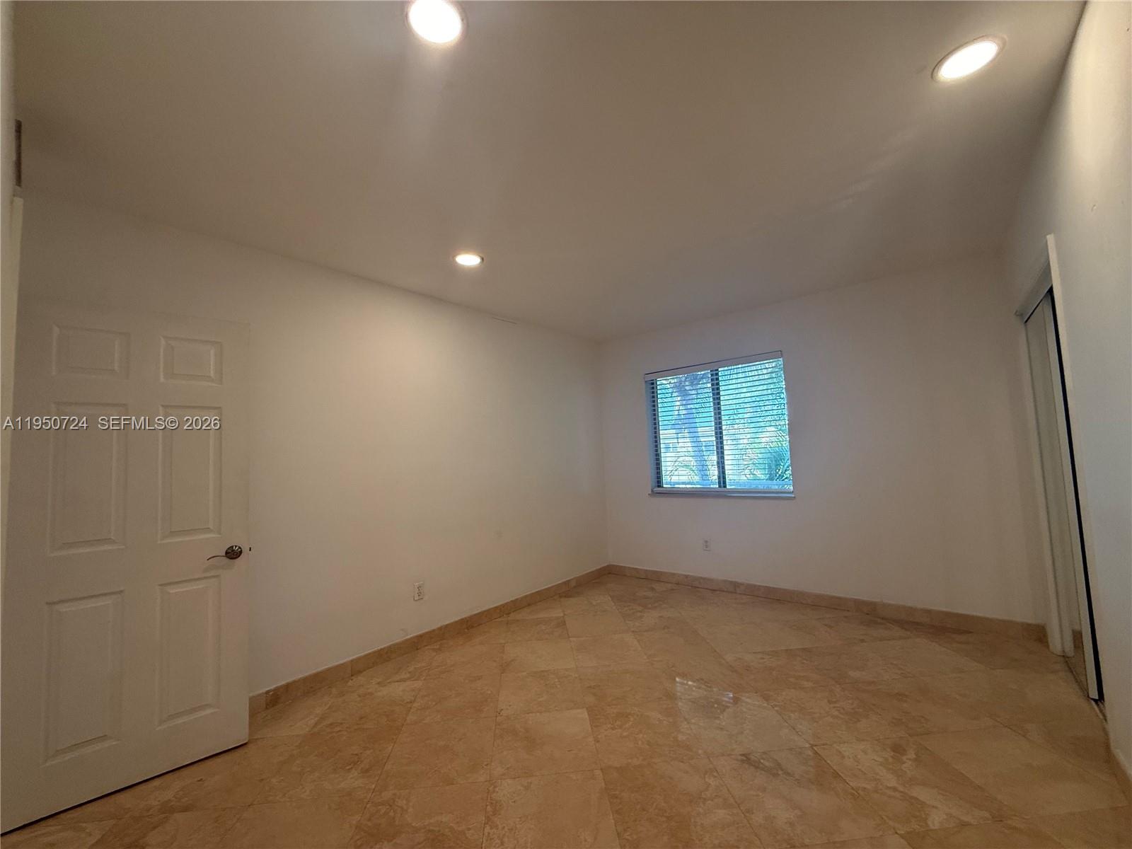 8435 Crespi Blvd #5 Miami Beach, FL 33141