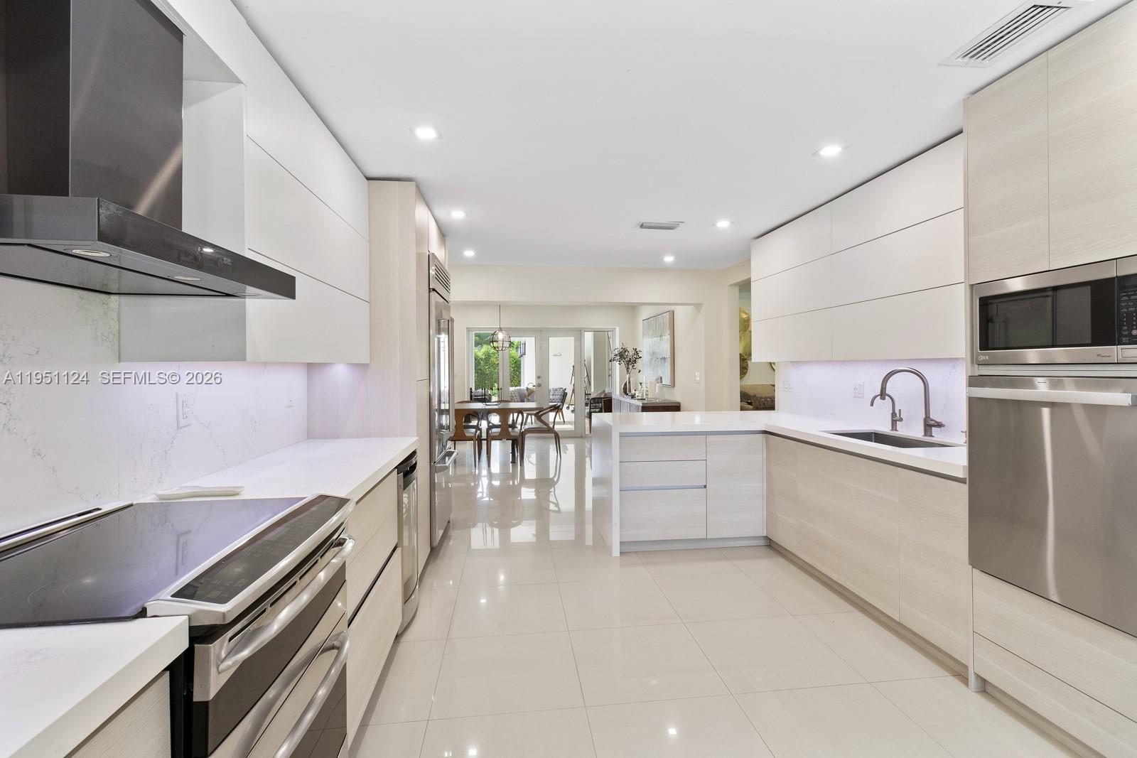 5601 Maggiore St Coral Gables, FL 33146