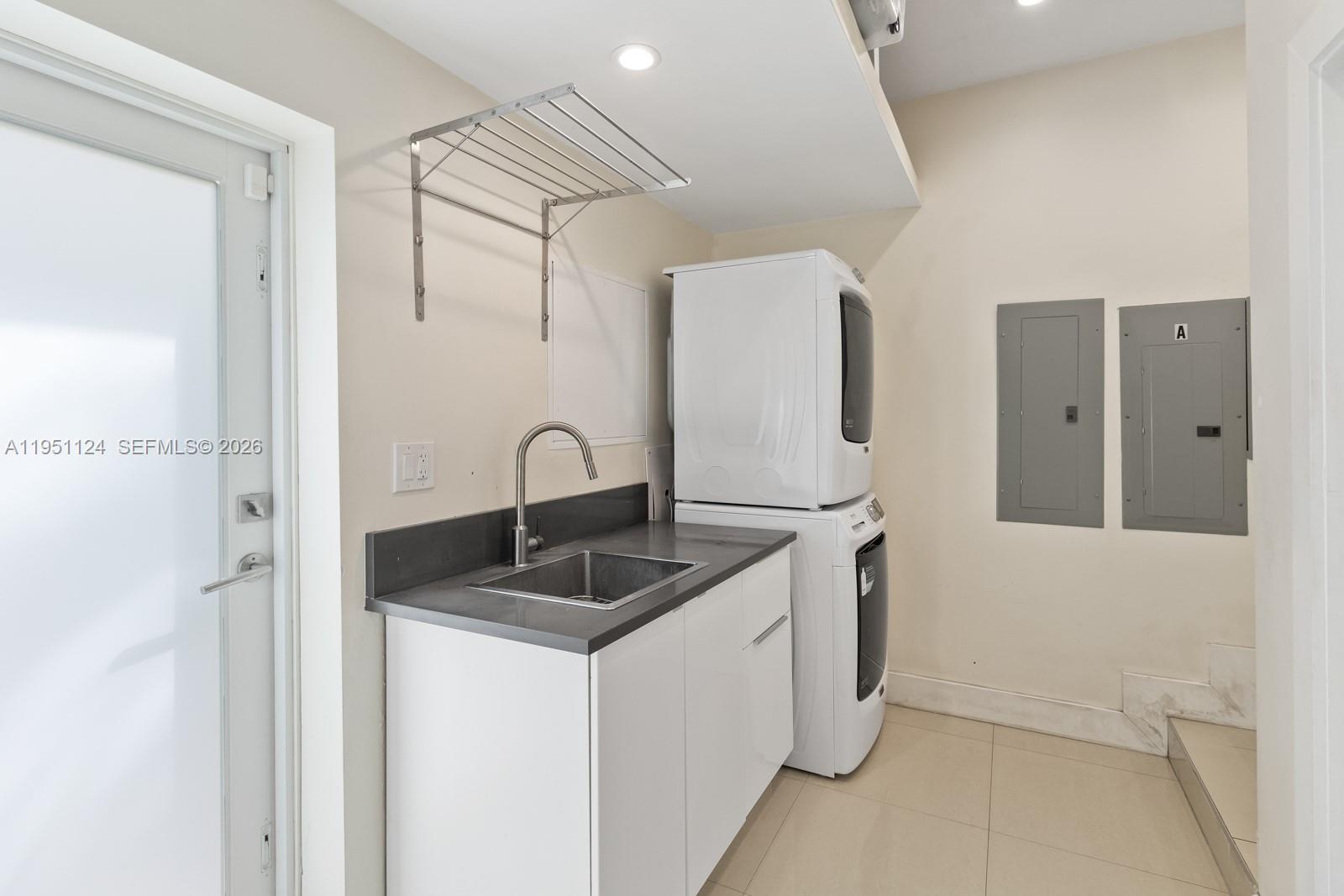 5601 Maggiore St Coral Gables, FL 33146