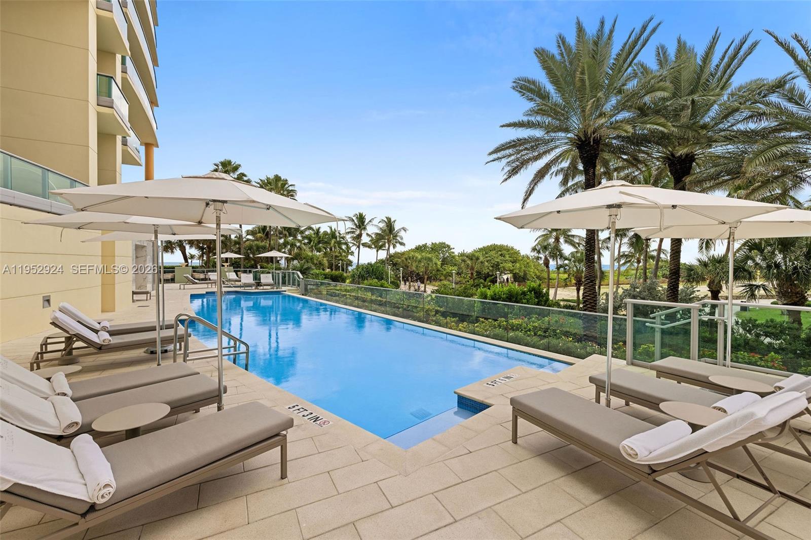 1455 Ocean Dr #1401 Miami Beach, FL 33139