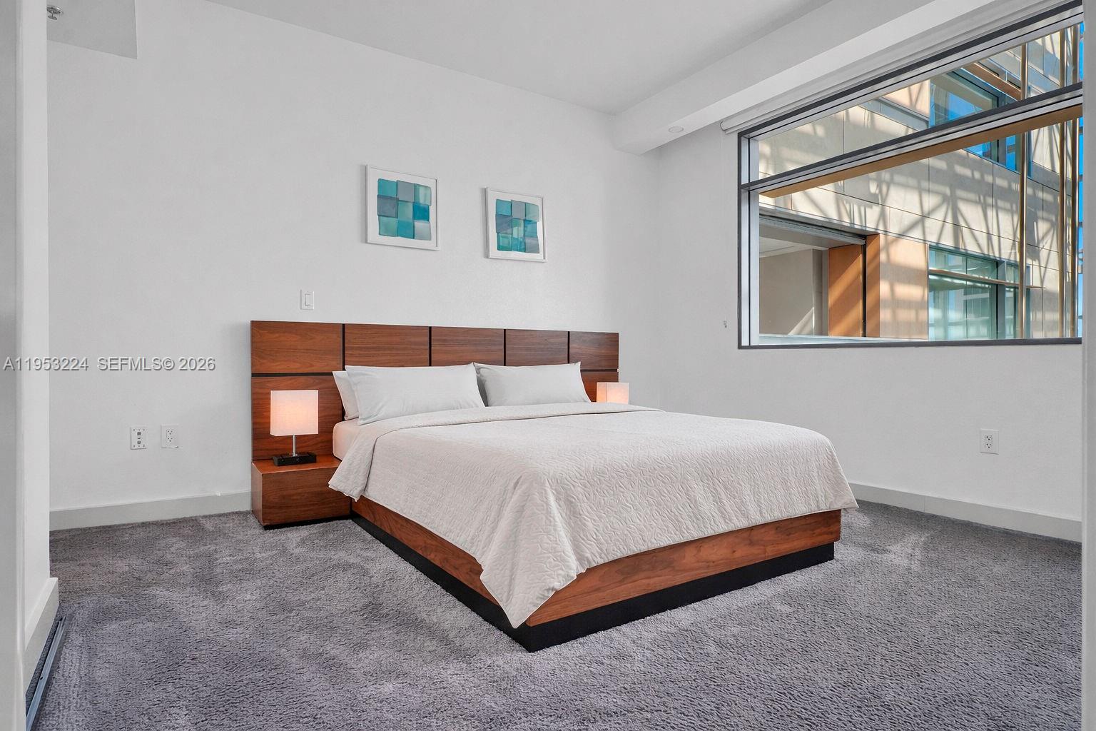 image Brickell Arch19