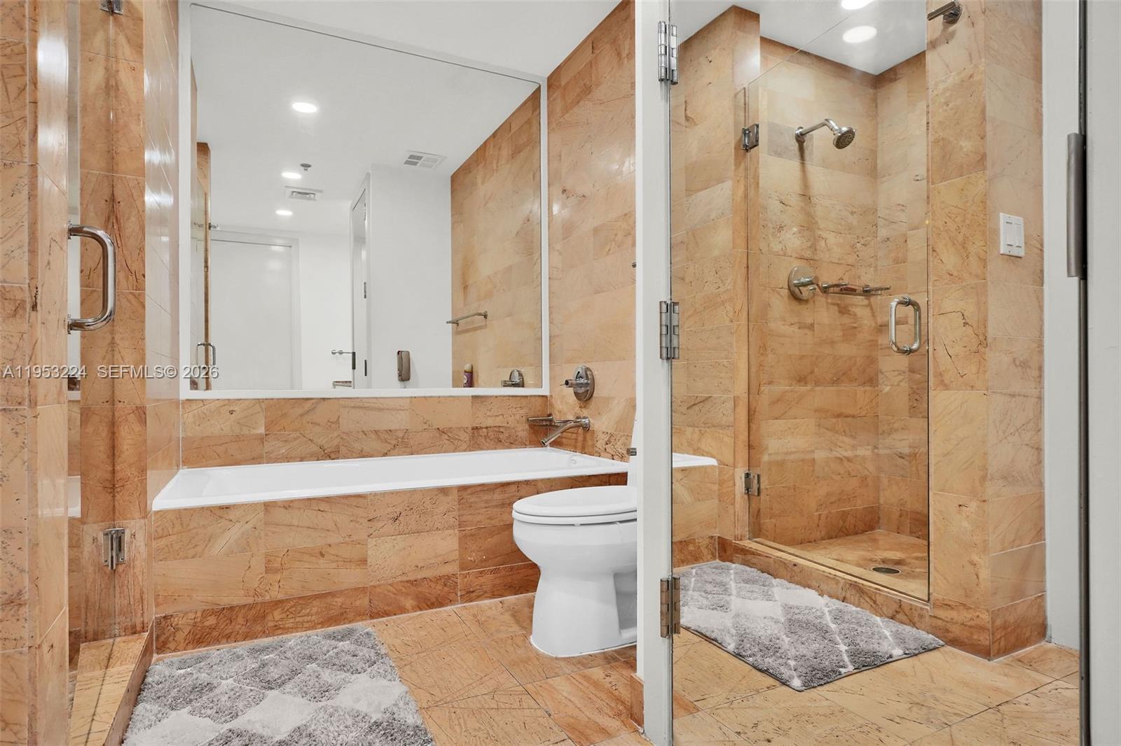 image Brickell Arch27