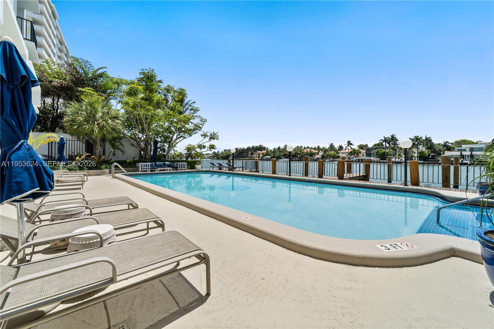 5640 Collins Ave #4D Miami Beach, FL 33140