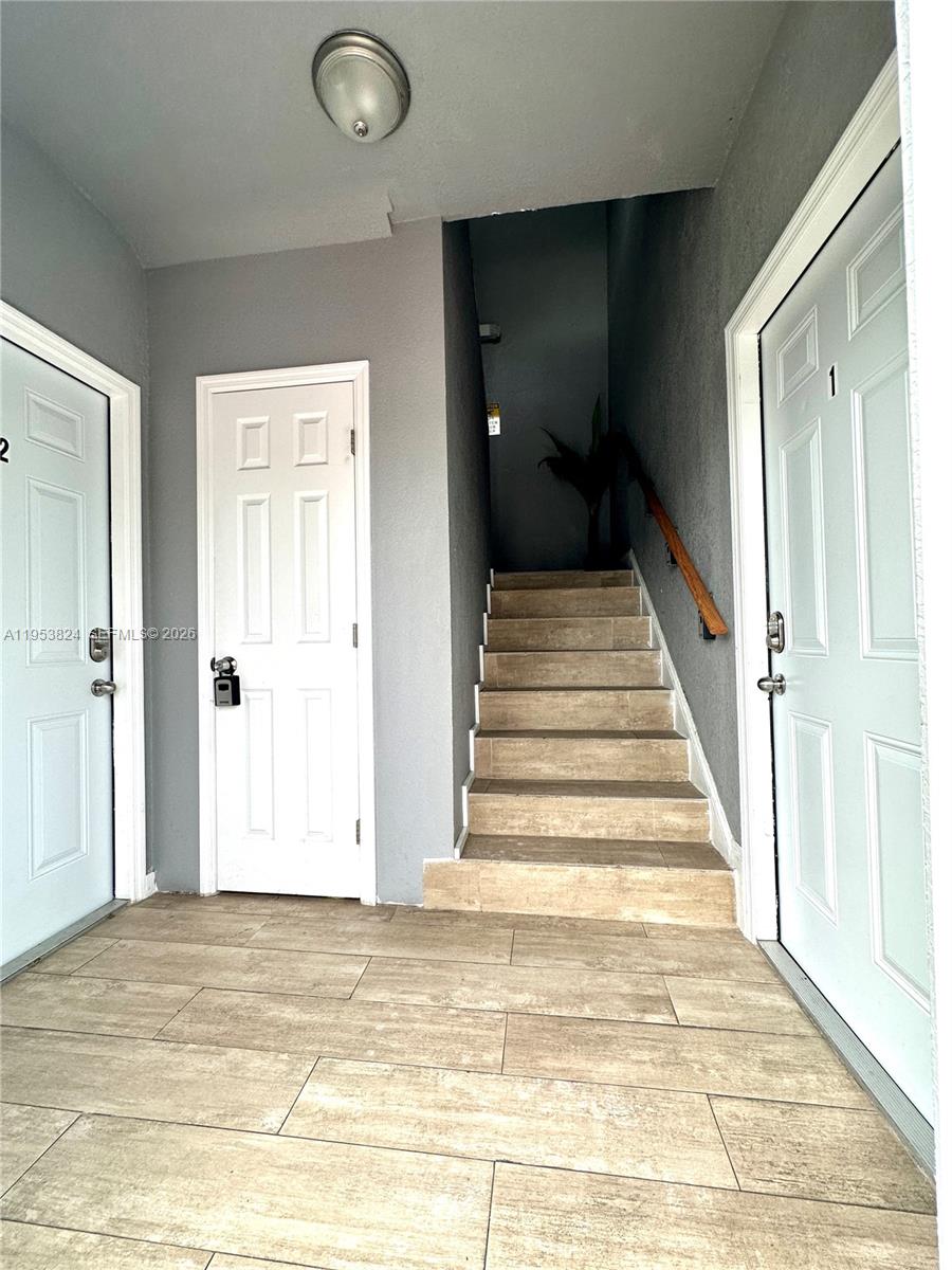 1684 SW 10th St Miami, FL 33135