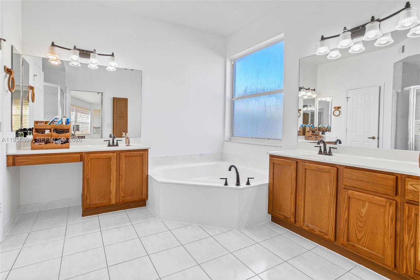 2023 NW 141st Ave Pembroke Pines, FL 33028