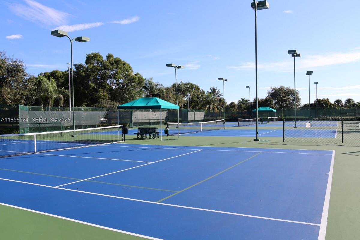 2023 NW 141st Ave Pembroke Pines, FL 33028