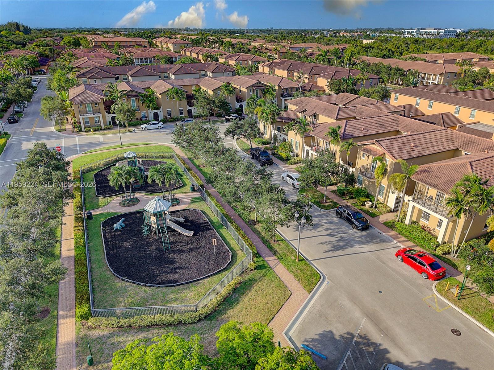 14774 SW 10th St #10502 Pembroke Pines, FL 33027