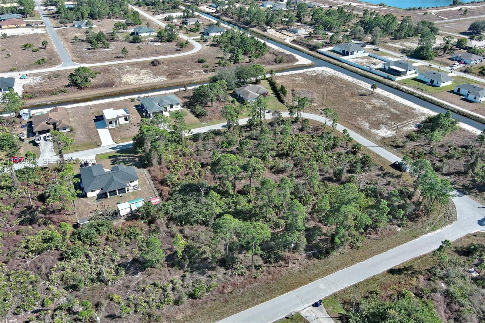 1053 Fayette Ave Lehigh Acres, FL 33974