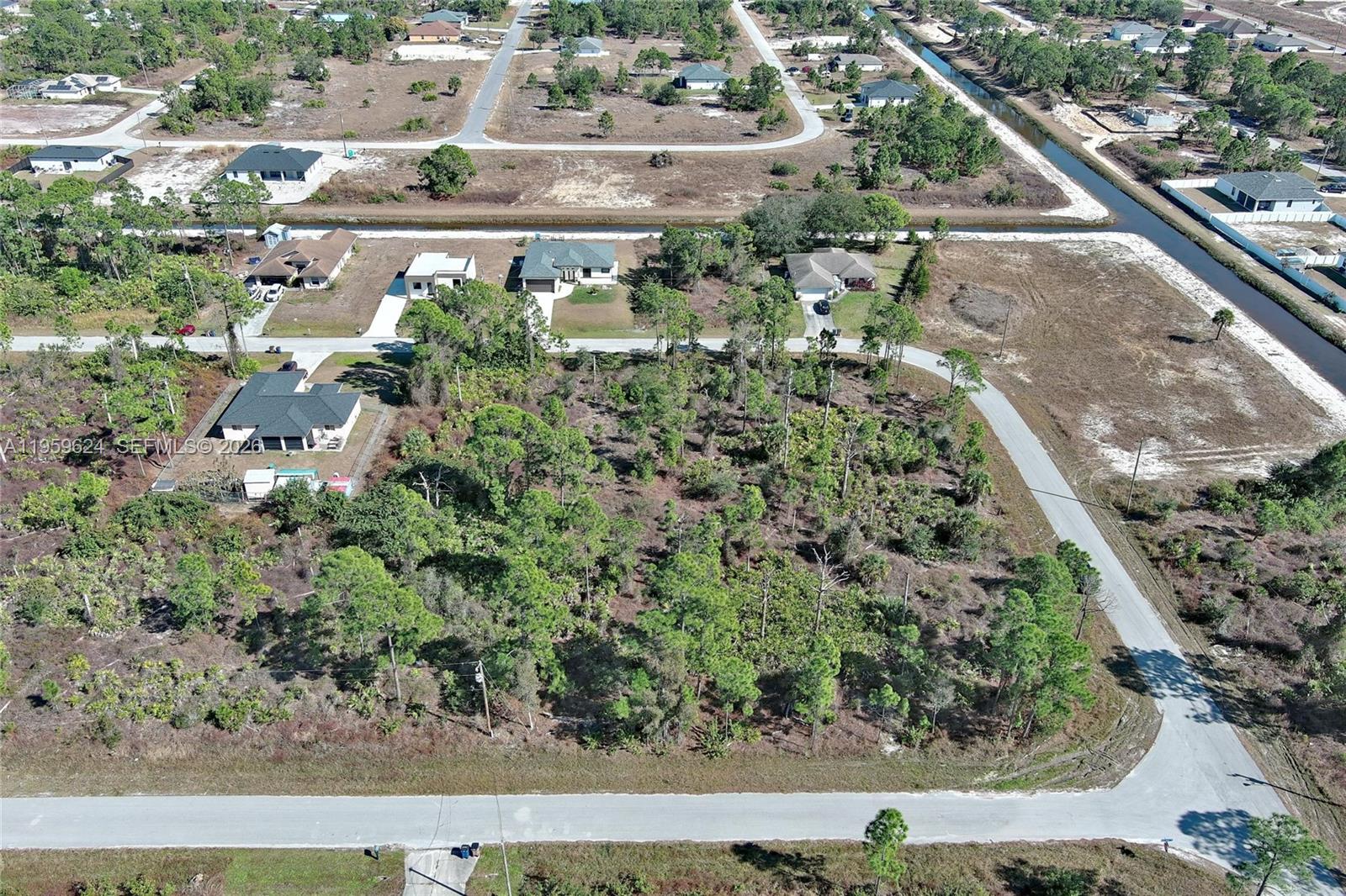 1053 Fayette Ave Lehigh Acres, FL 33974