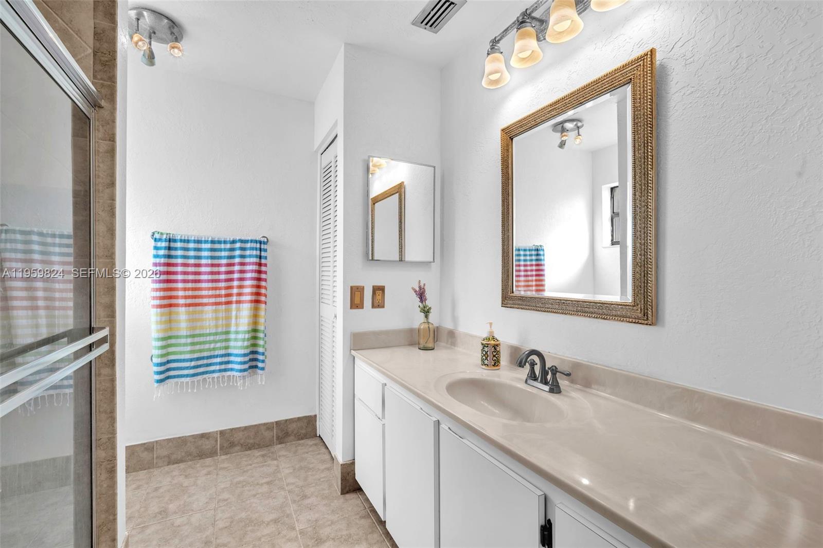 9300 NW 32nd Mnr Sunrise, FL 33351