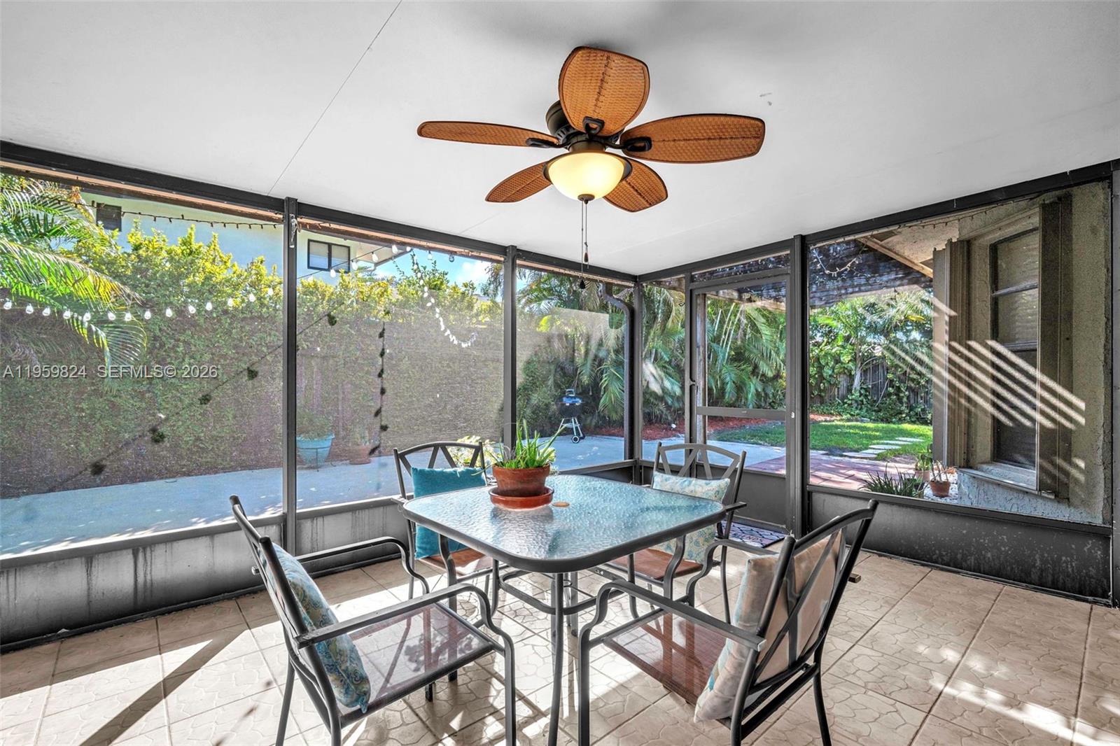 9300 NW 32nd Mnr Sunrise, FL 33351