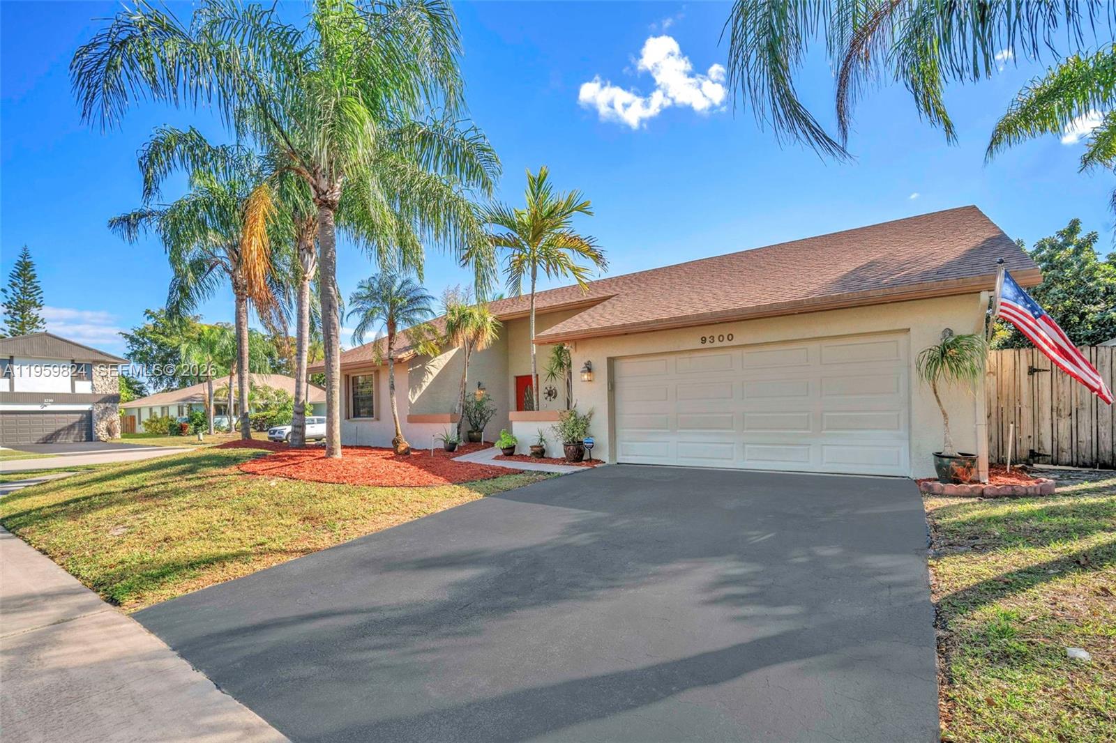 9300 NW 32nd Mnr Sunrise, FL 33351