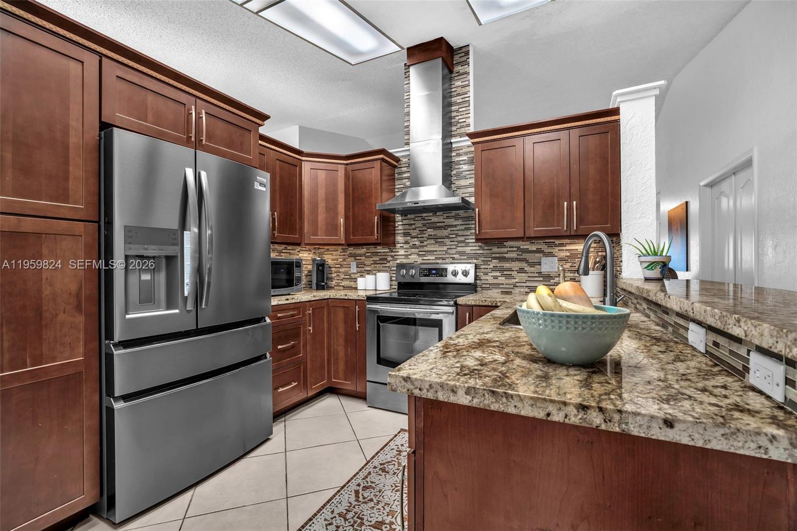 9300 NW 32nd Mnr Sunrise, FL 33351