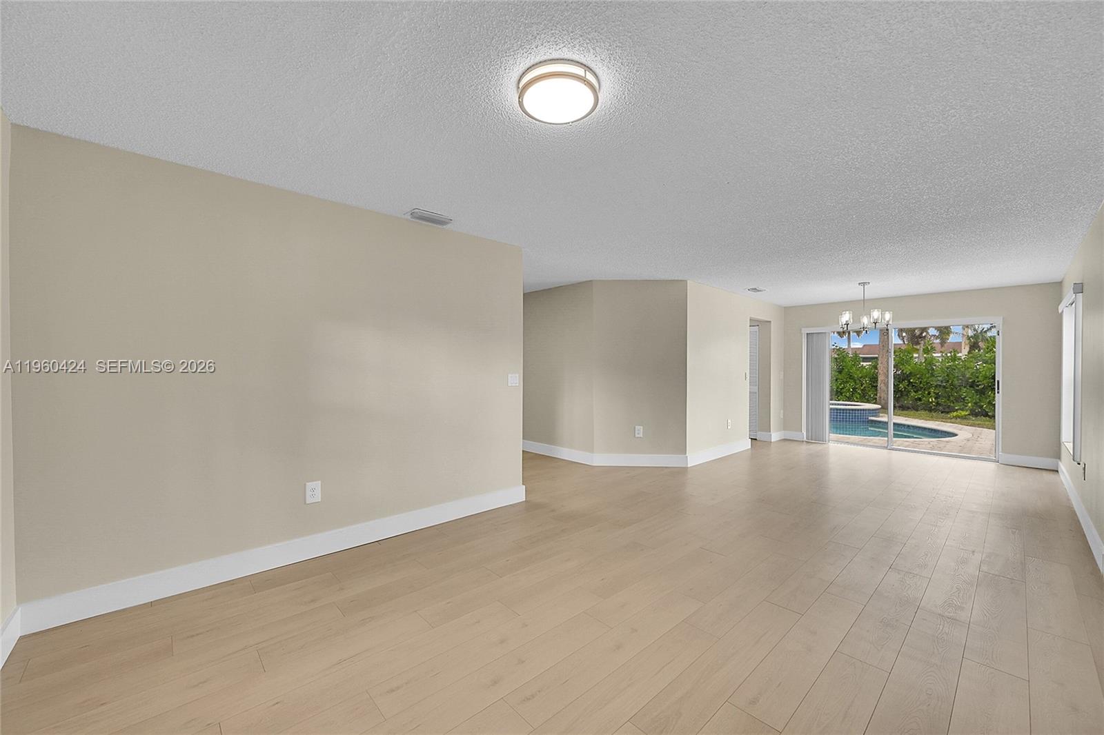 13377 NW 7th St Plantation, FL 33325