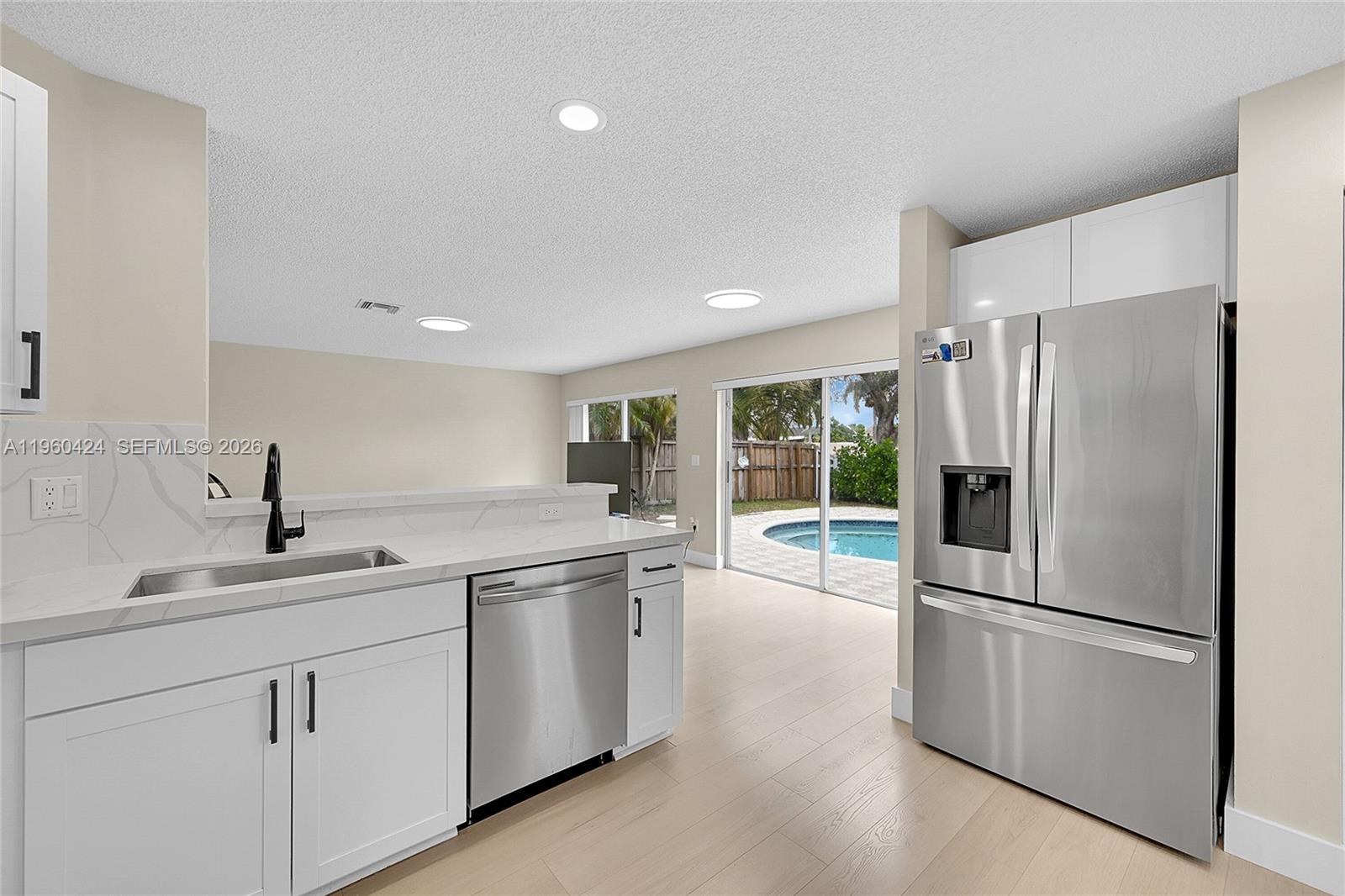 13377 NW 7th St Plantation, FL 33325