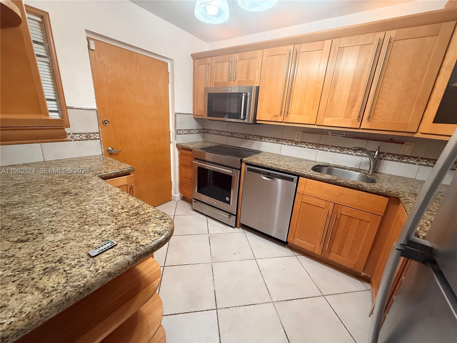 7480 Miami Lks Dr #G101 Miami Lakes, FL 33014