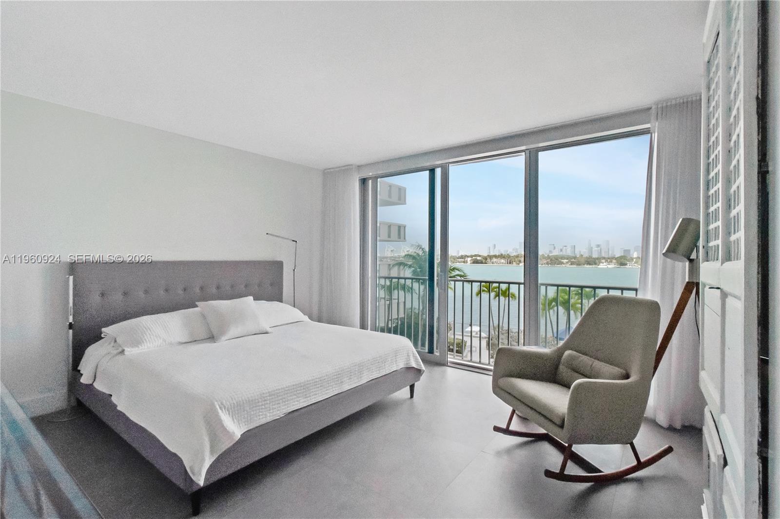 800 West Ave #421 Miami Beach, FL 33139