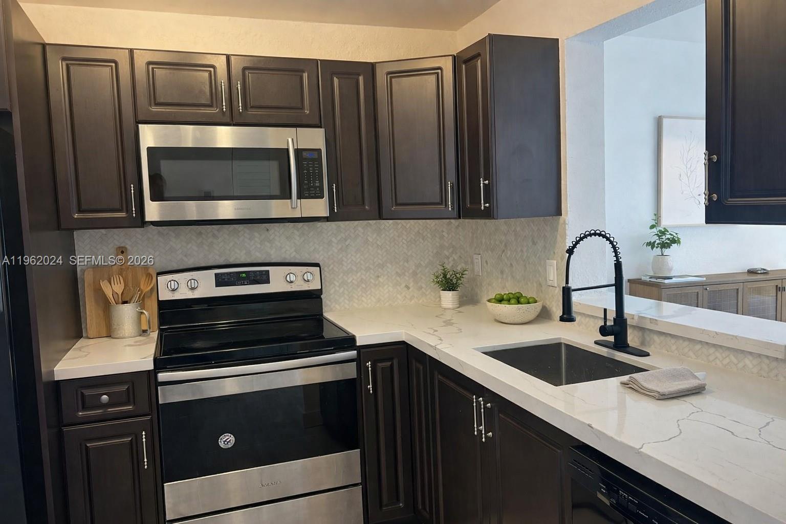 8560 N Sherman Cir #408