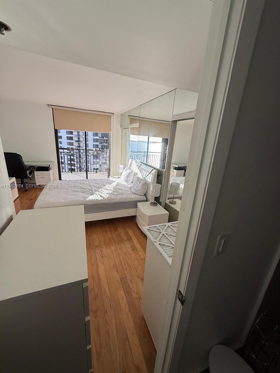 image Brickell Key Two10