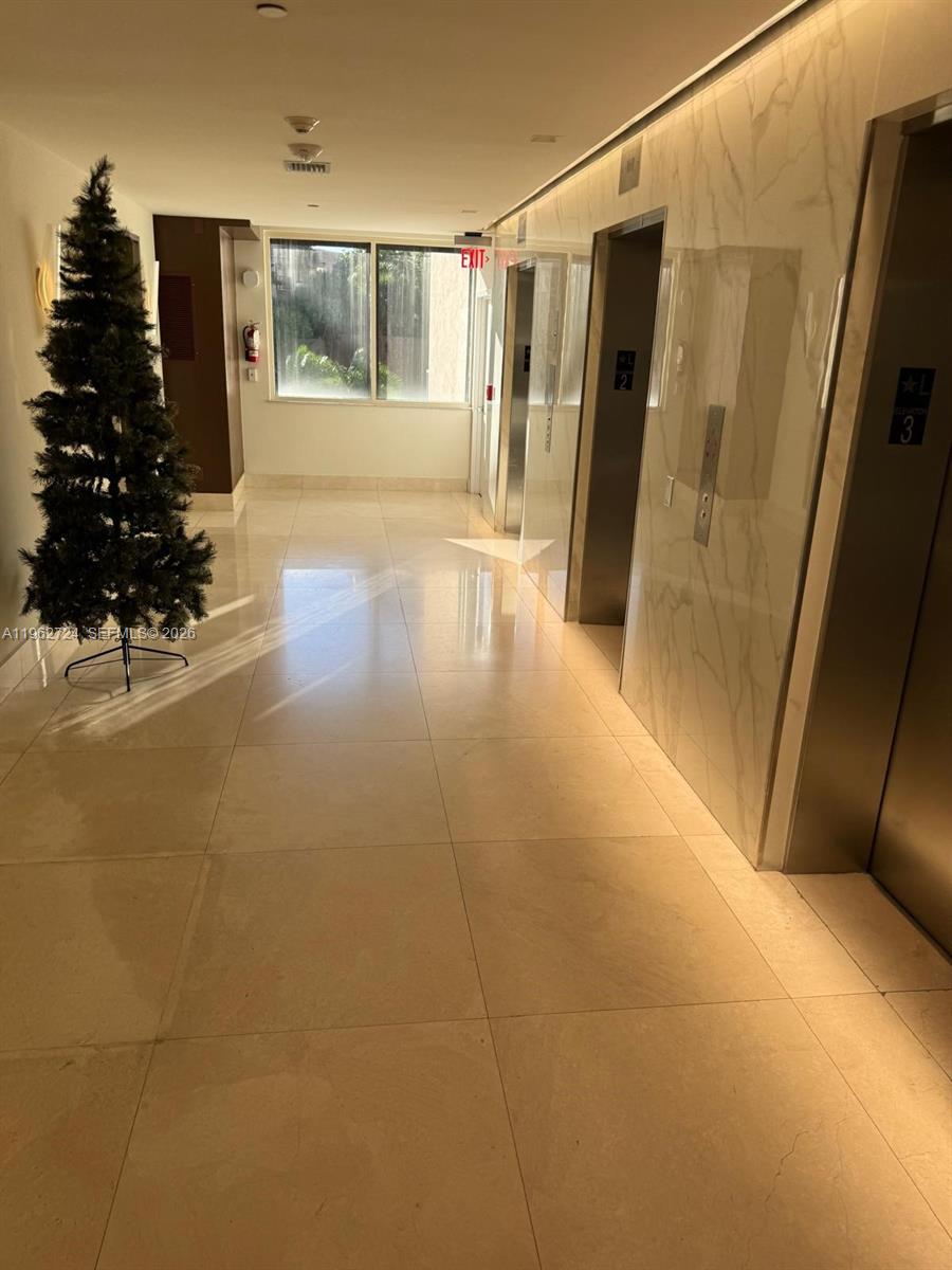 image Brickell Key Two2