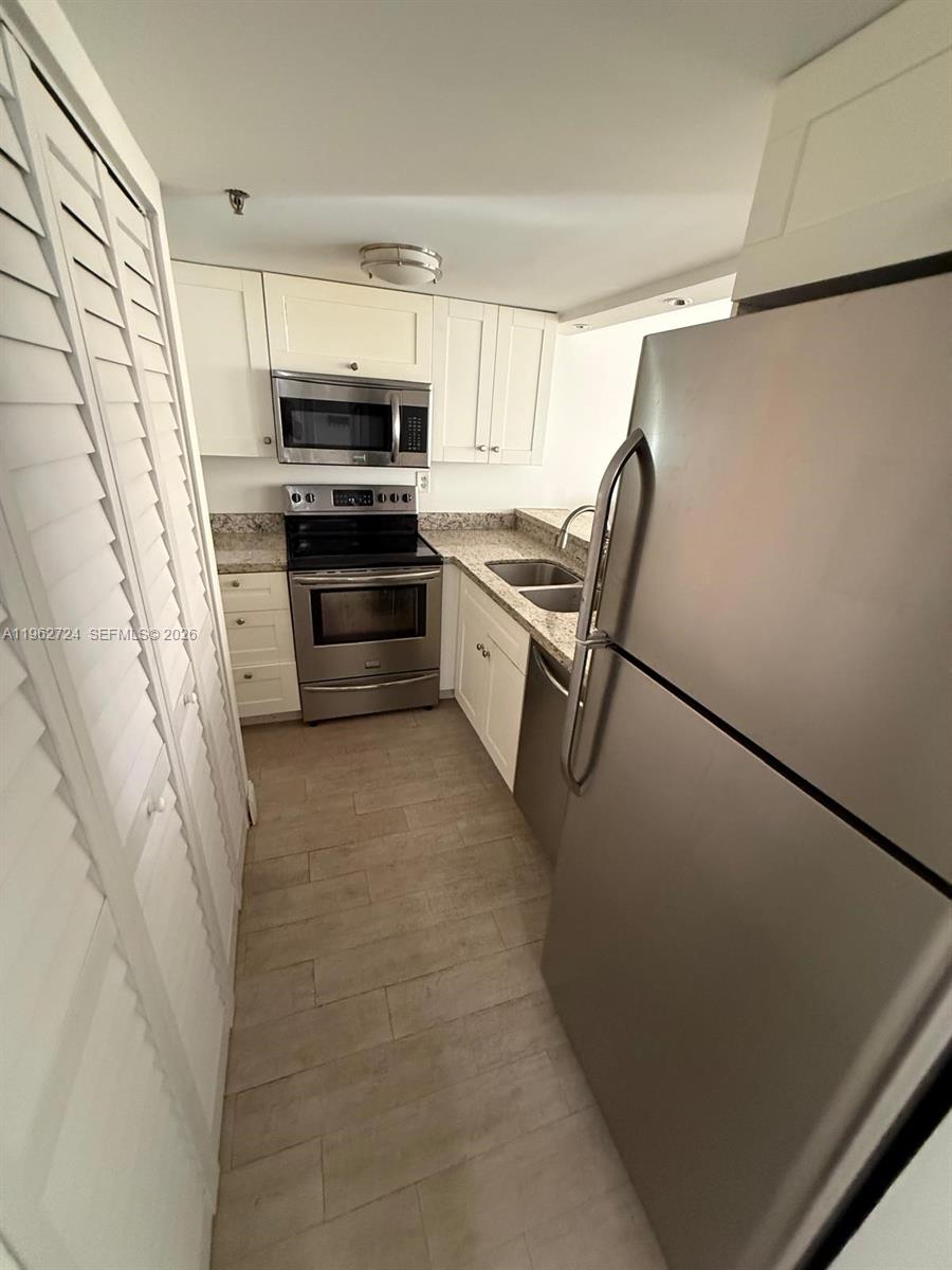 image Brickell Key Two8