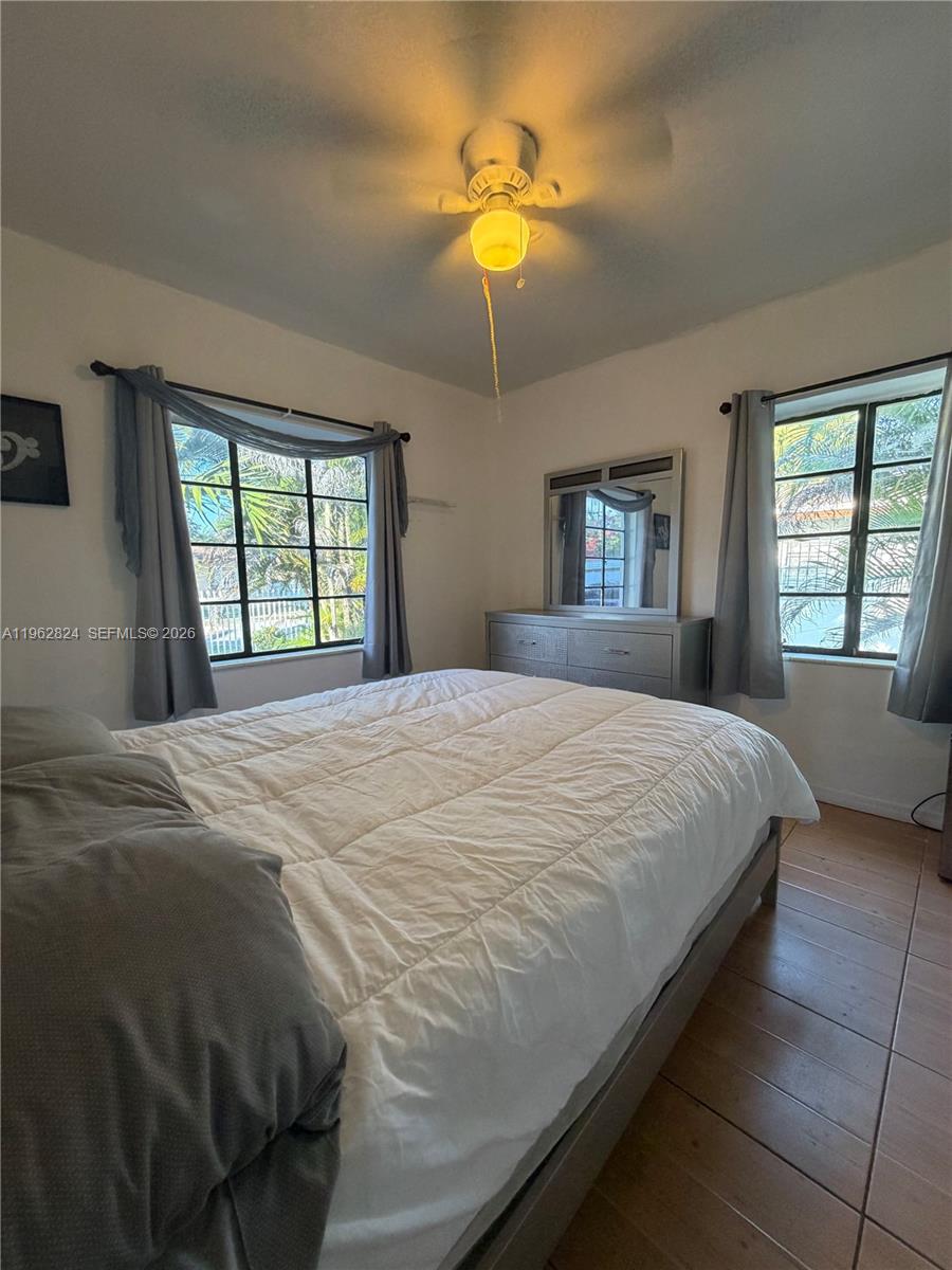 2460 NW 33rd St Miami, FL 33142