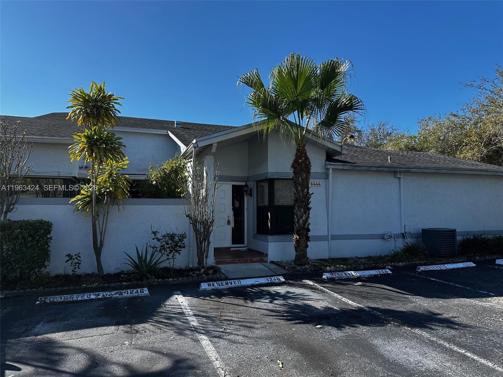 6444 SW 152nd Cir Pl #12-44 Miami, FL 33193