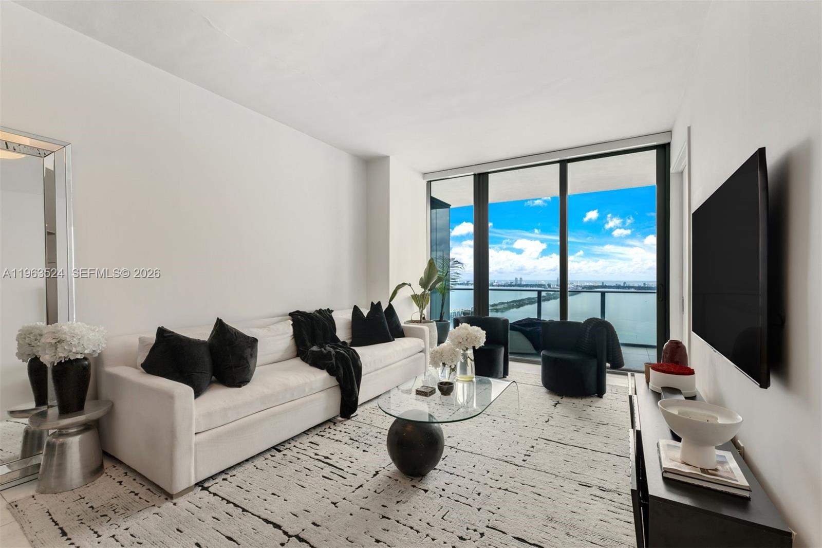 480 NE 31st St #4002