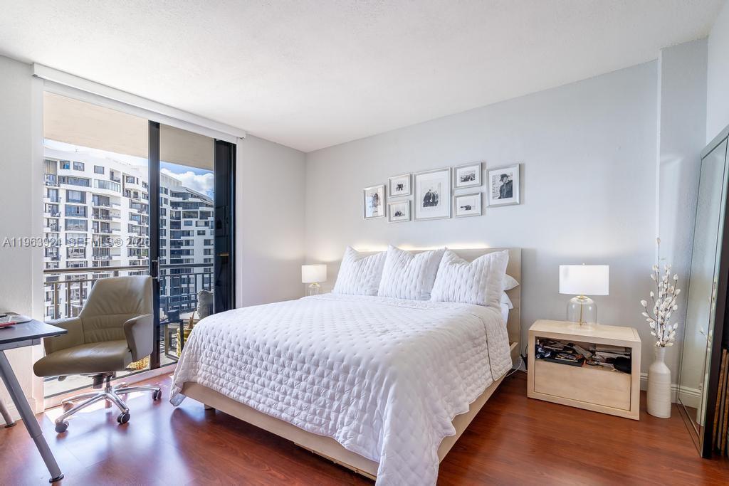 image Brickell Key Two9