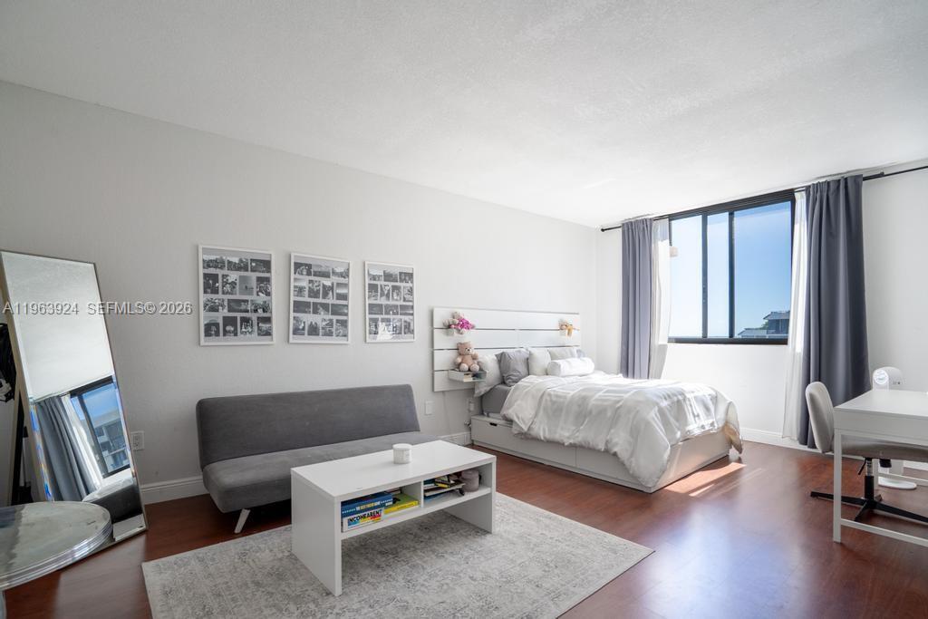 image Brickell Key Two15