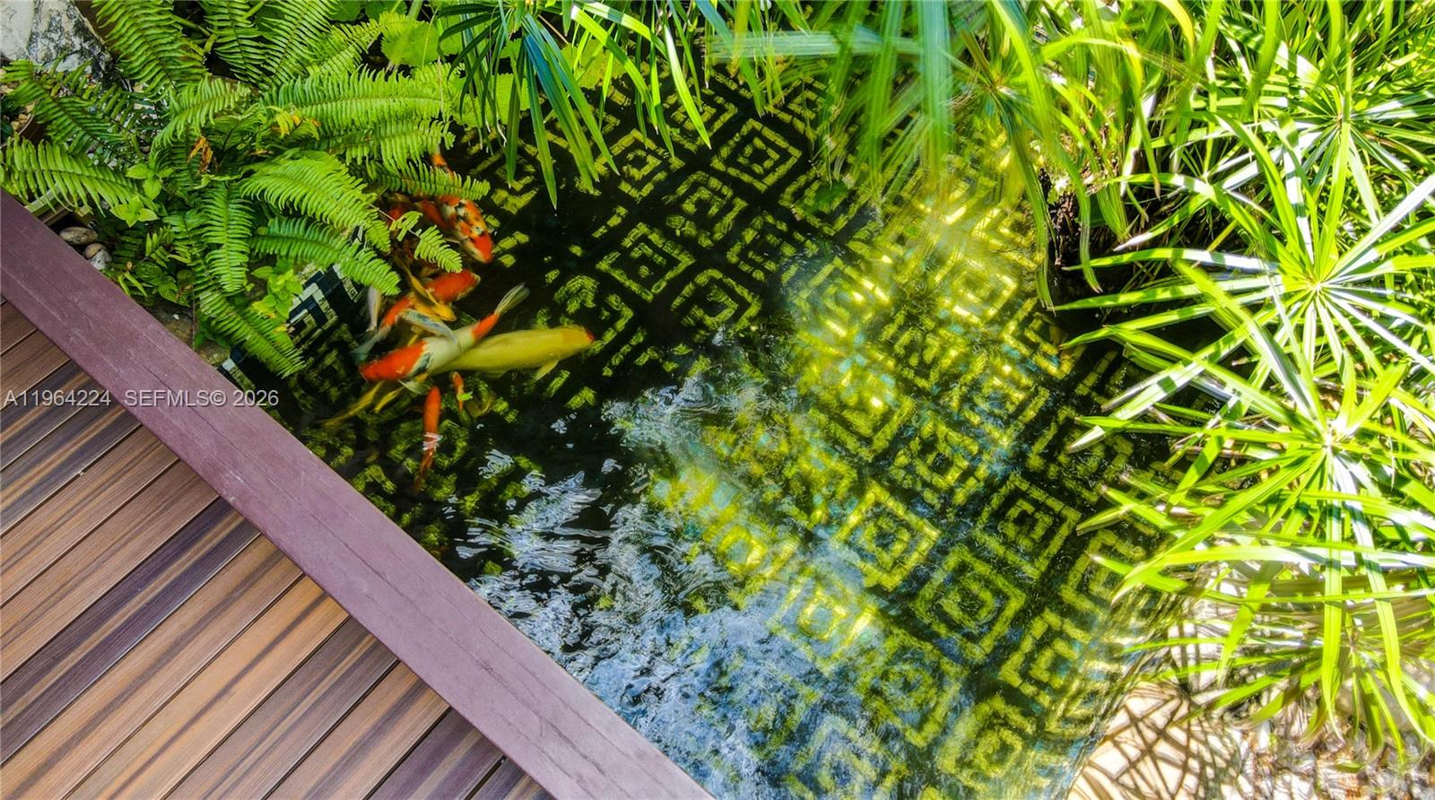 913 Diplomat Pkwy Hallandale Beach, FL 33009