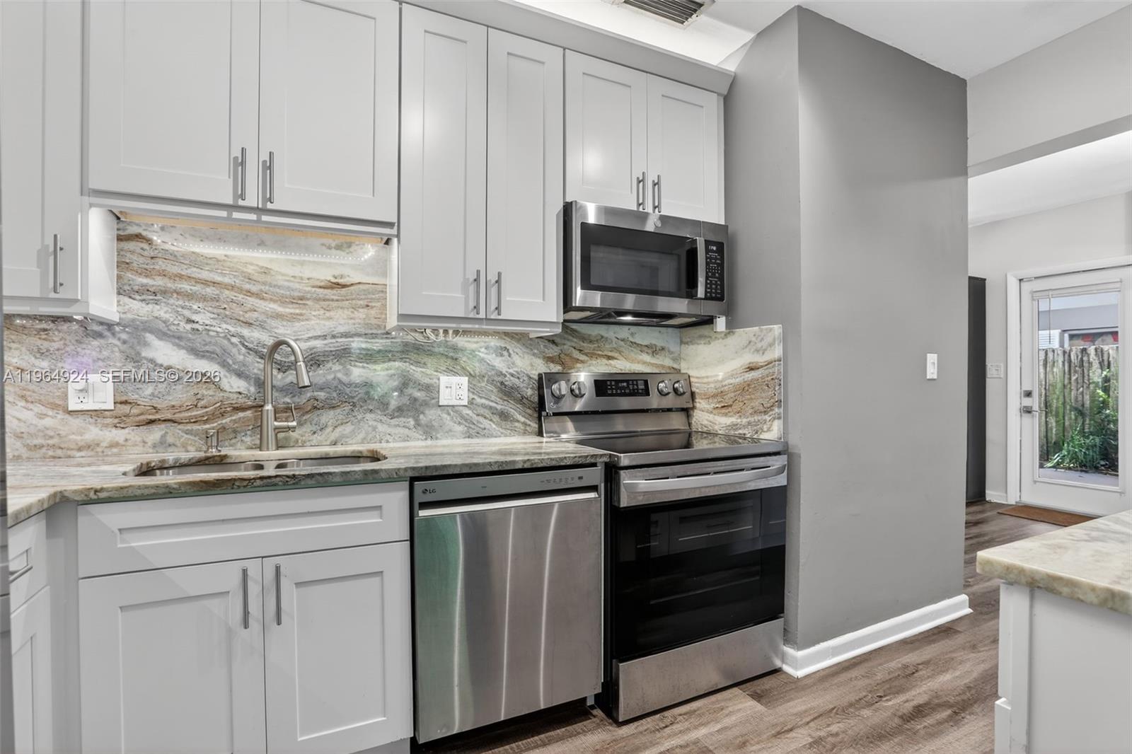 409 NW 28th Ct Wilton Manors, FL 33311